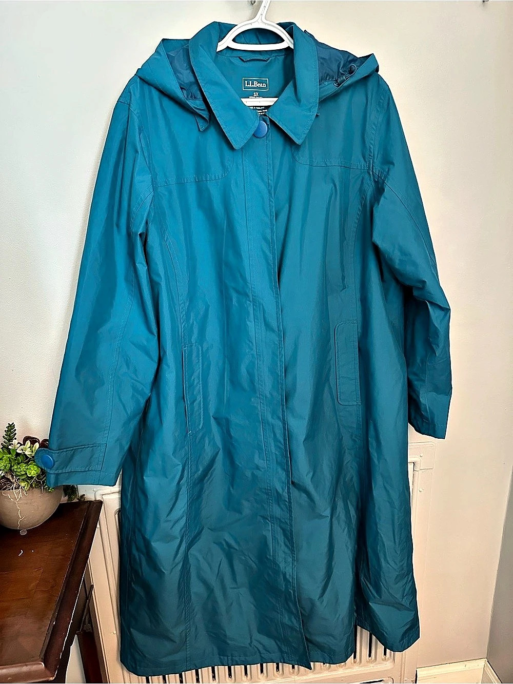 L.L.Bean Item 265463 Women's Hooded Raincoat Teal Size 1X Like New